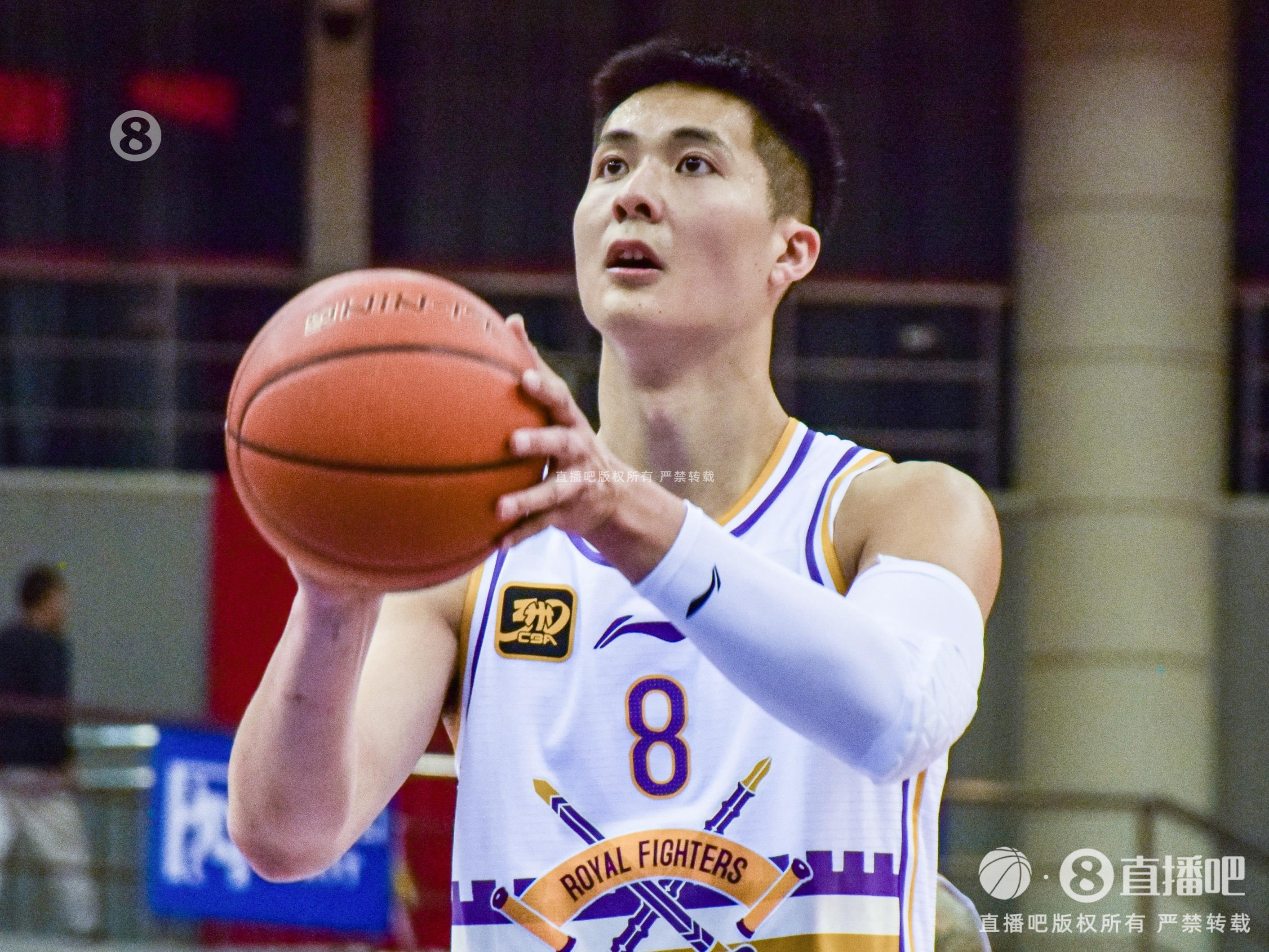 拼盡全力！朱松瑋11中9拿到22分4板6助 三分6中4